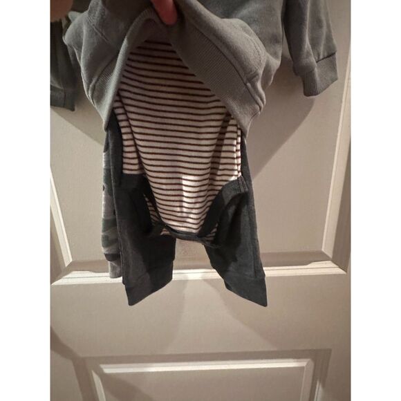 NEW Kids Headquarters Little Stegosaurus 4 Piece Outfit Size 6 Months - Picture 5 of 14